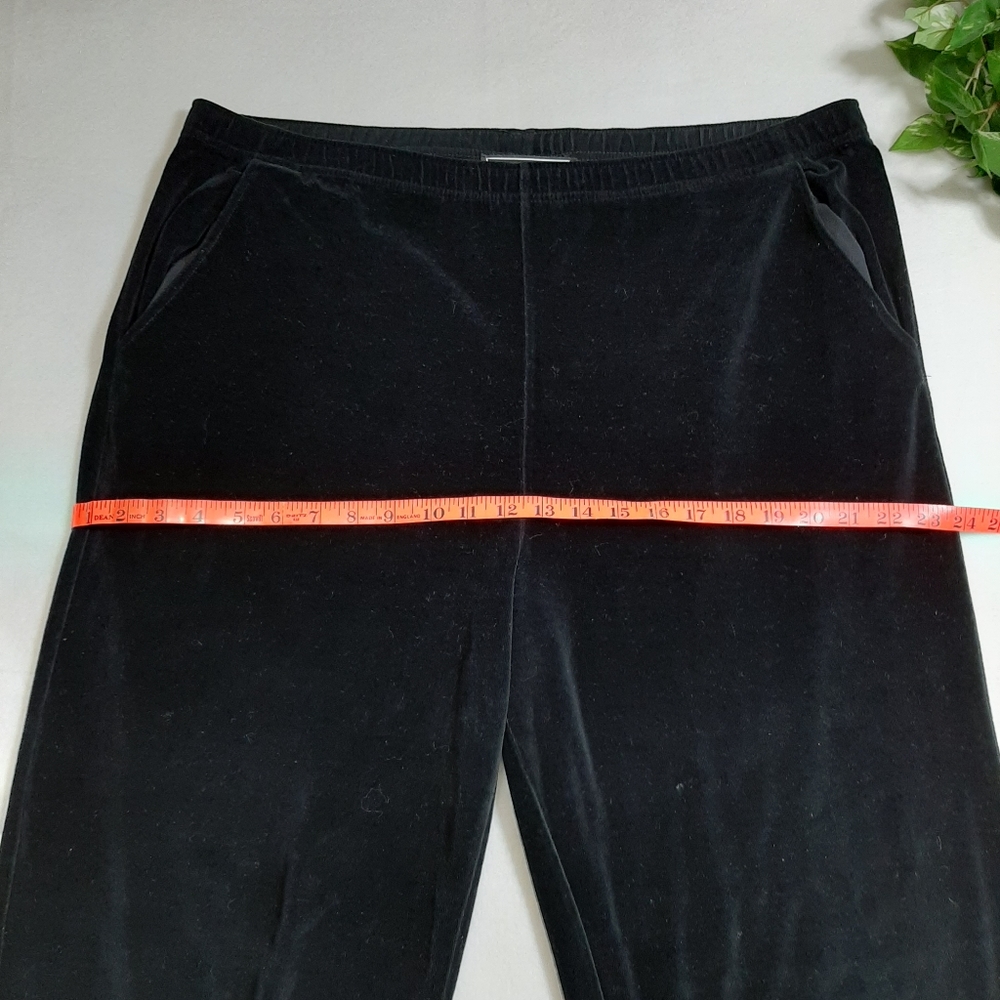 St. John Sport Black Velvet Elastic Waist Pants L - Picture 7 of 11